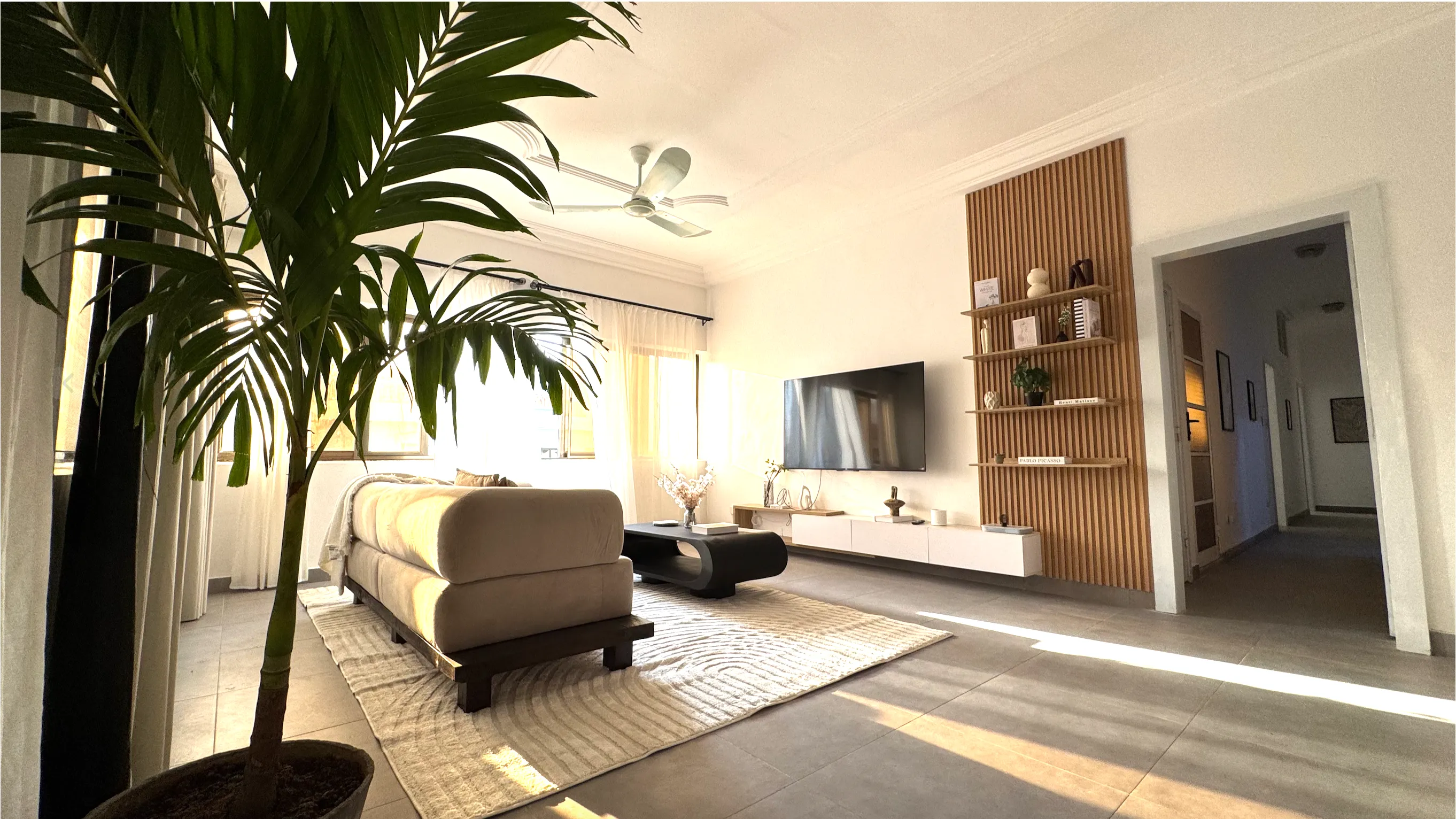 Salon lumineux de Maison Ayaba a Fidjrosse, Cotonou